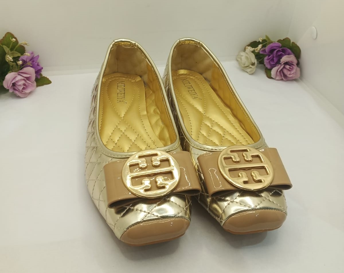 Shoe