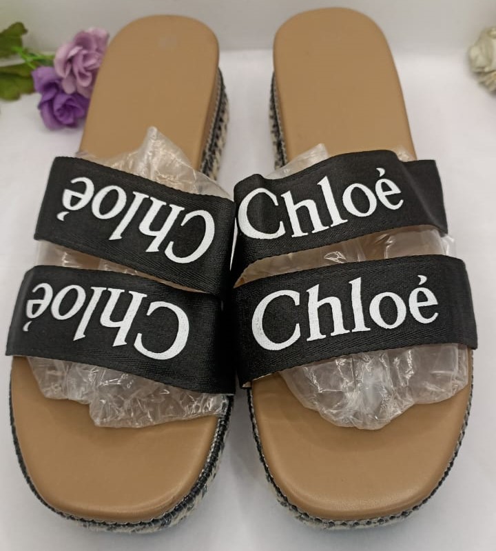Shoe